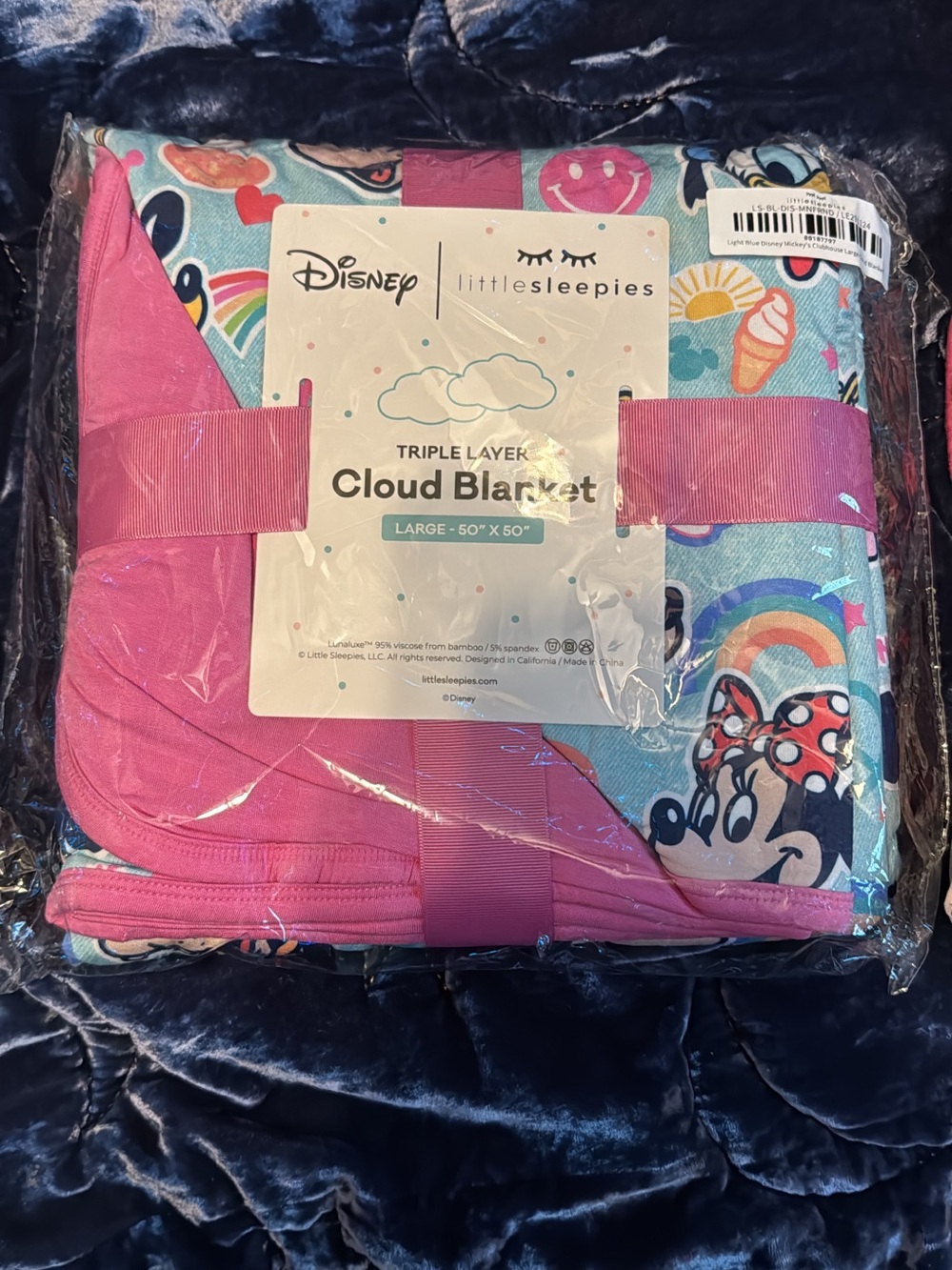 Disney Little Sleepies Minnie Mickey and friends new Cloud Blanket